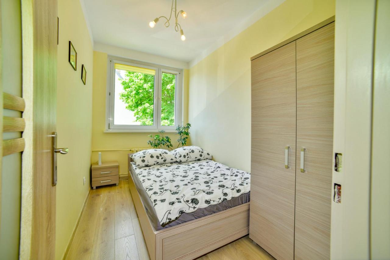 Apartament U Ewy W Kolobrzegu Podczele - 2 Sypialnie 50M2, Wifi I Darmowy Parking! Exterior foto